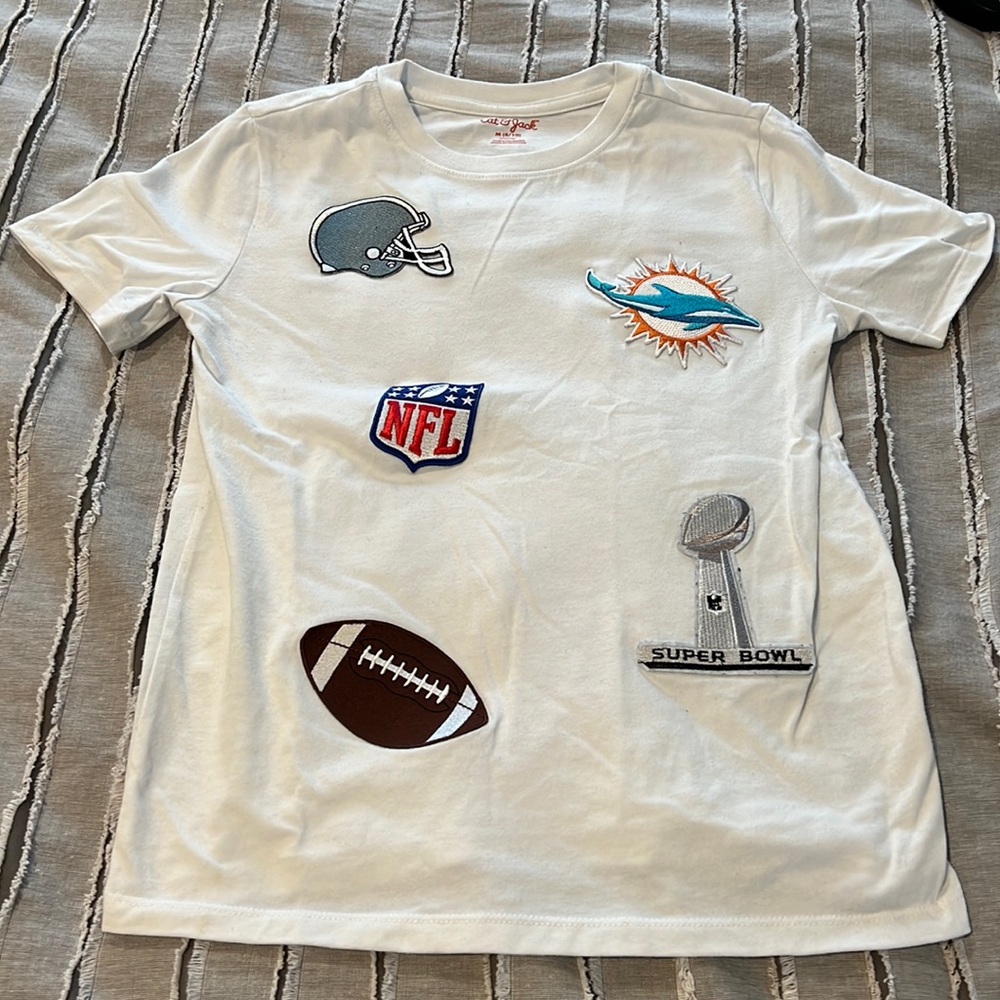 Boys Size M 8/10 white t-shirt with football patches - Miami Dolphins